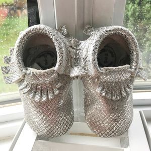 Freshly picked moccasins size 3